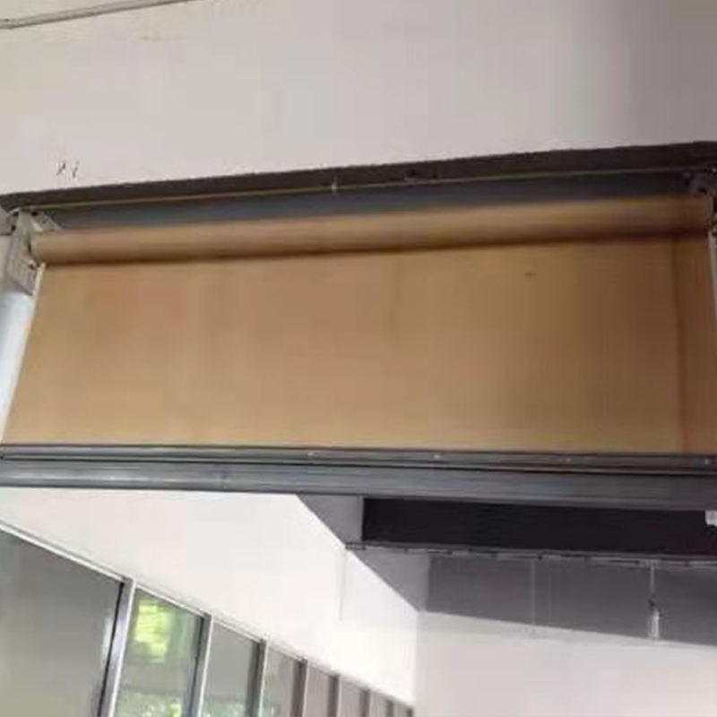 活動式柔性擋煙垂壁-電動